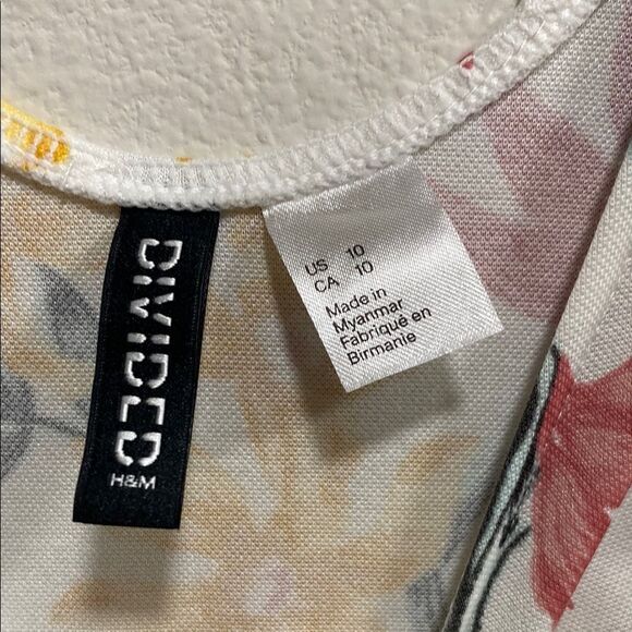 H&M Divided Tropical Floral Skater Dress Size 10 - Picture 2 of 11